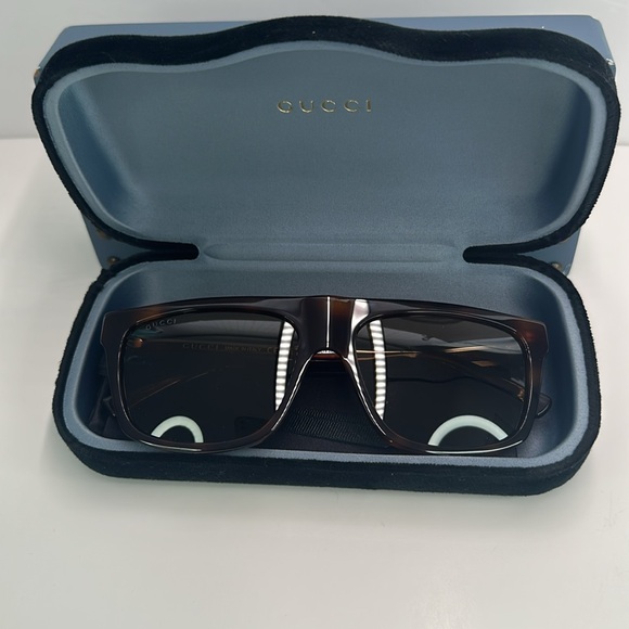 New Authentic Gucci GG0450S 003 57 Men's Sunglasses - Picture 13 of 15